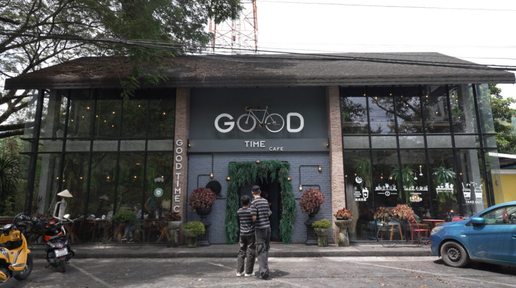 Good time cafeの外観