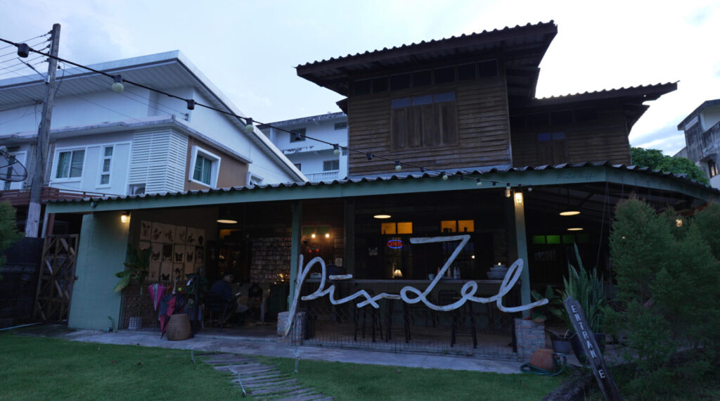 Pixzelカフェの外観