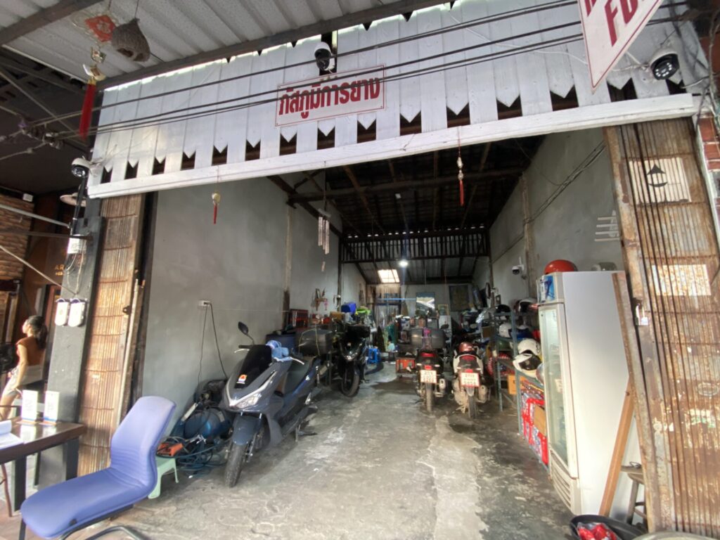 レンタルバイク屋